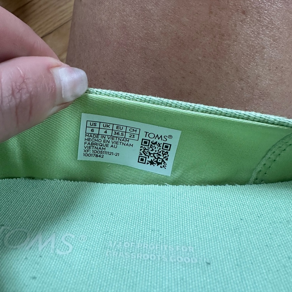 Toms. - Picture 6 of 6